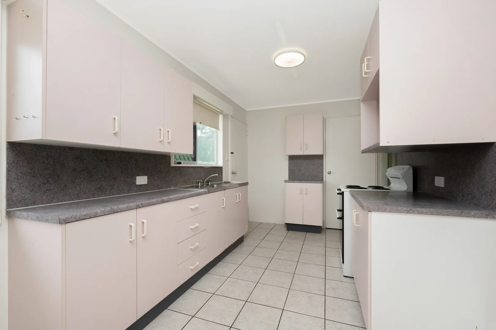 Additional image 3 of 53 Verhoeven Drive, Douglas QLD 4814
