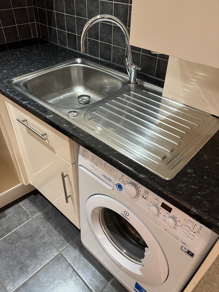 1 Bed Flat, Ambra Vale East, BS8, N1 7GU photo 2