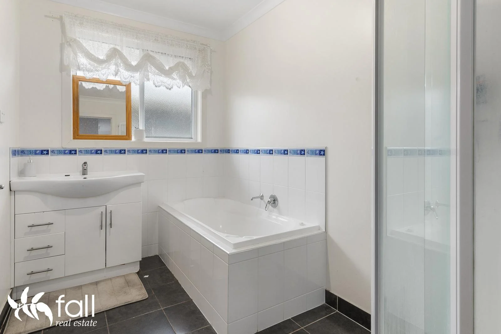 Additional image 8 of 35 Elmac Crescent, Austins Ferry TAS 7011