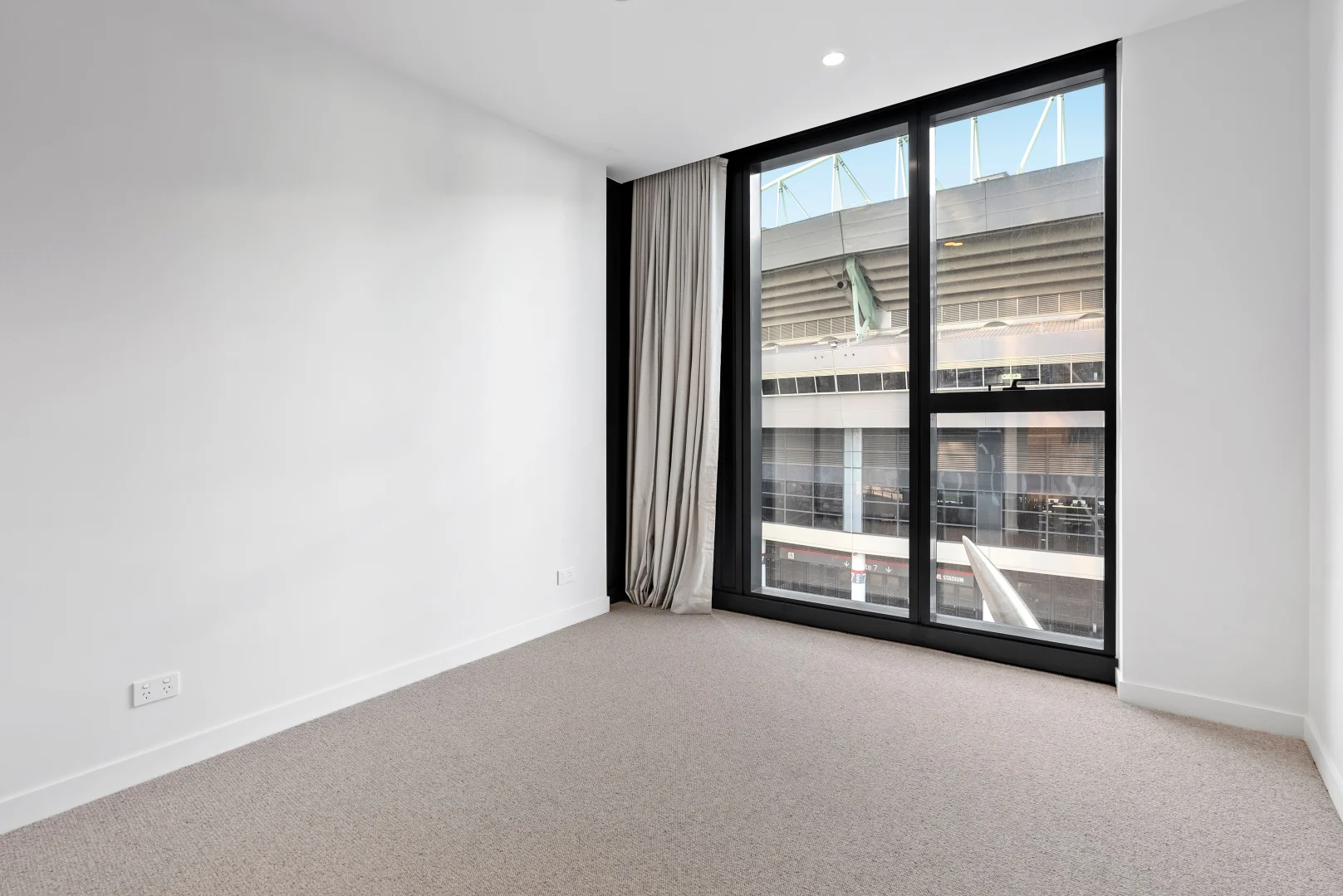 Additional image 2 of 1211/687 La Trobe St, Docklands VIC 3008