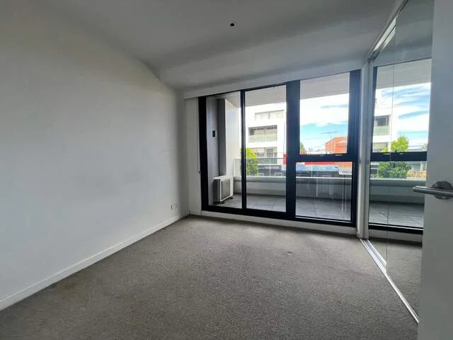 Additional image 4 of 261 Centre Road, Bentleigh VIC 3204