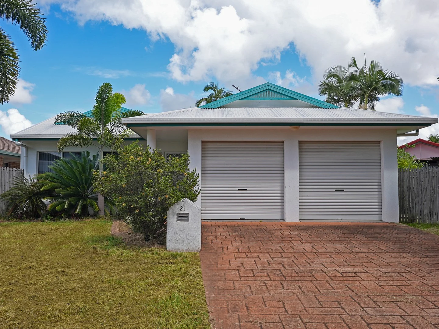 21 Hoop Street, Kirwan QLD 4817