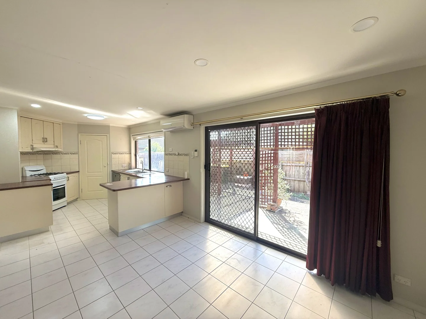 Additional image 5 of 1 Cambridge Drive, Warragul VIC 3820