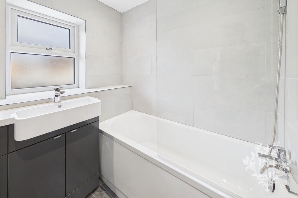 Additional image 10 of 4 bed semi-detached house for saleIrthing Close, Ingleby Barwick TS17