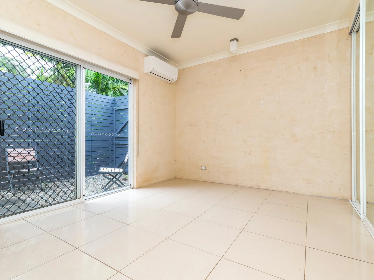 Additional image 10 of 8 Finlay Crescent, Oak Beach QLD 4877