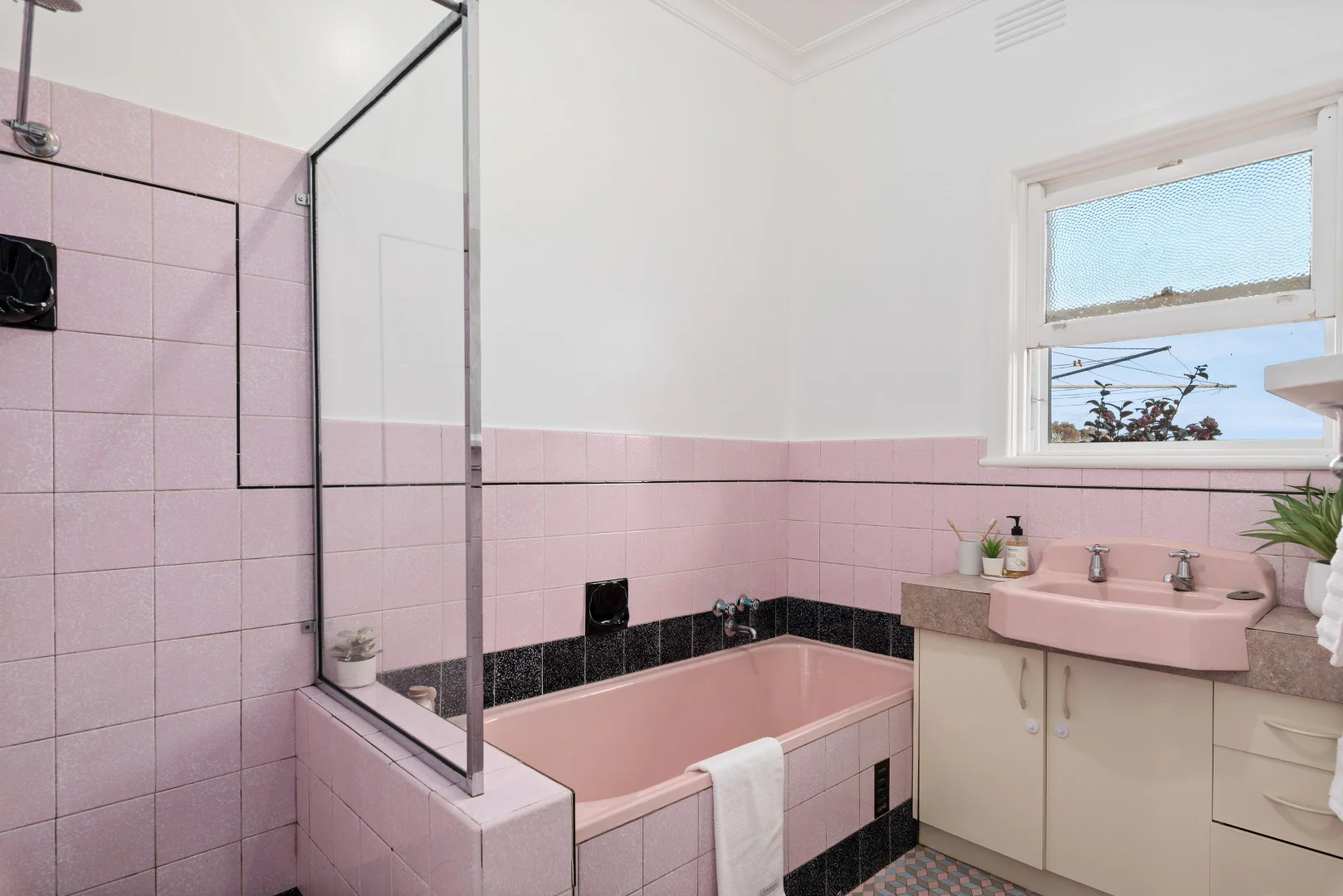 Additional image 10 of 693 Stedman Crescent, Albury NSW 2640