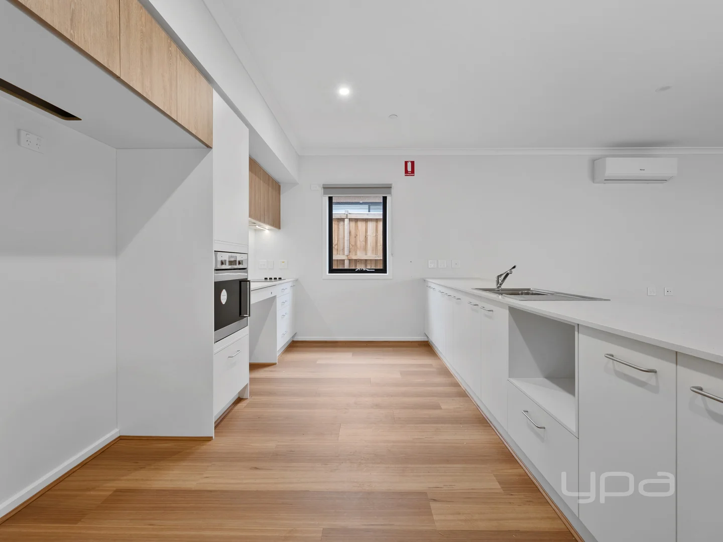 Additional image 3 of 19 Belle Fleur Way, Brookfield VIC 3338