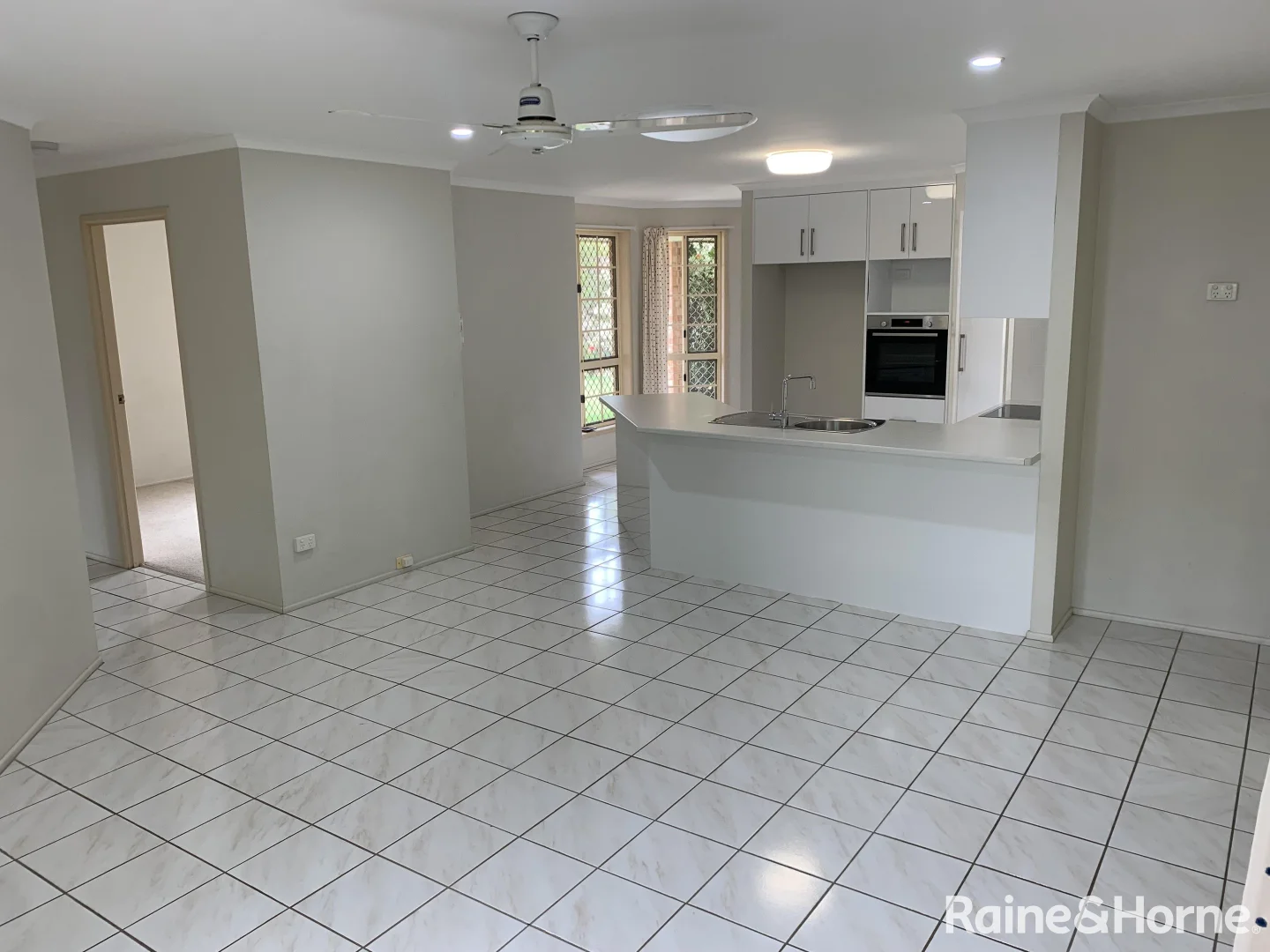 Additional image 7 of 3 Lagoon Court, Clinton QLD 4680