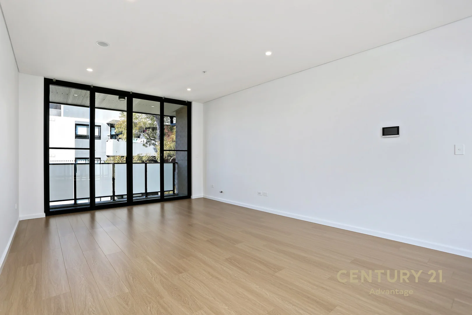 Additional image 2 of 1/16-18 Junia Ave, Toongabbie NSW 2146