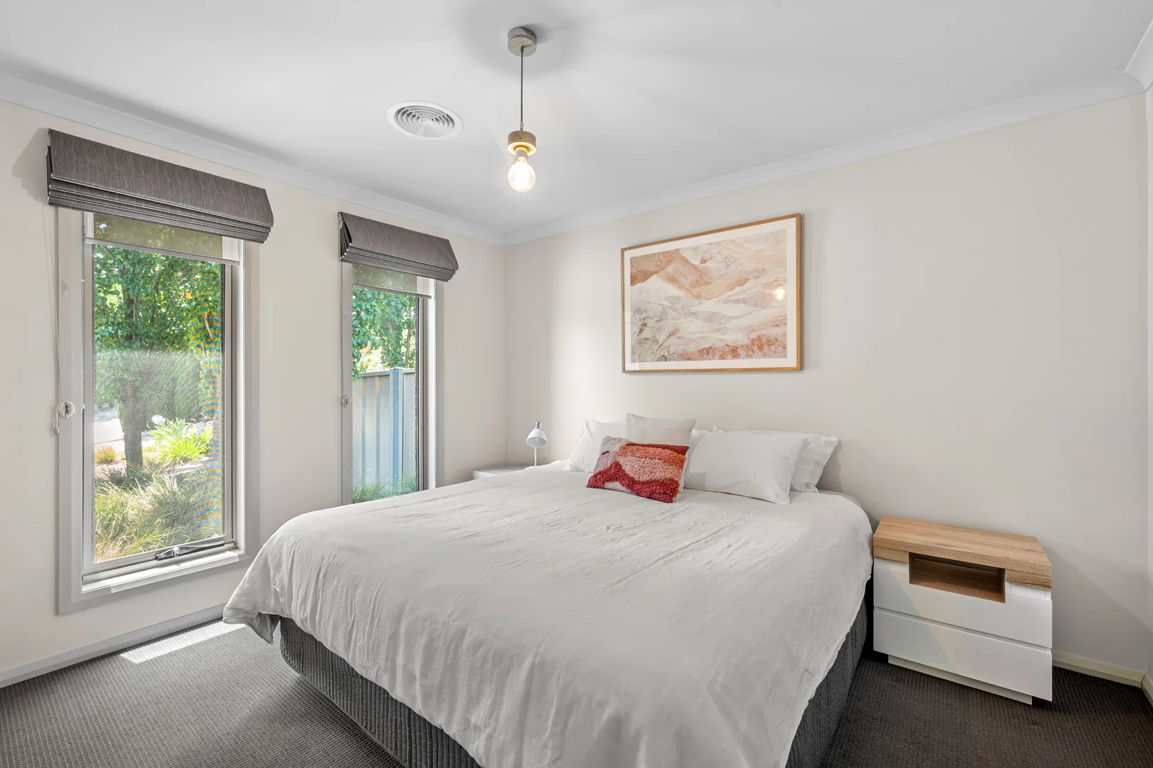 Additional image 2 of 6A Heyington Pl, Kennington VIC 3550