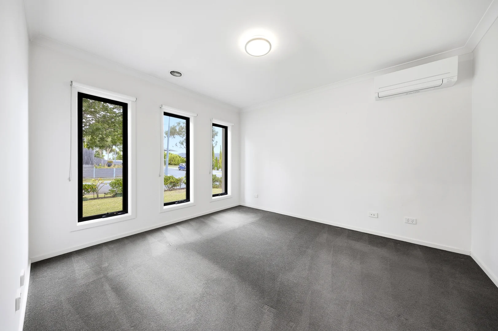 Additional image 2 of 1 Carambola Place, Berwick VIC 3806