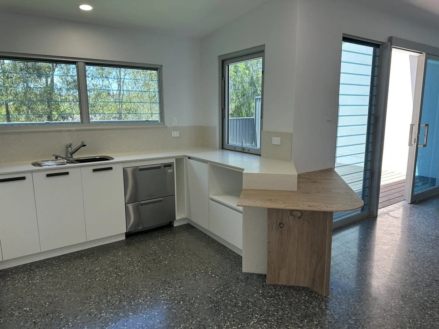 Additional image 3 of 2/18 Glen Court, Black Head NSW 2430