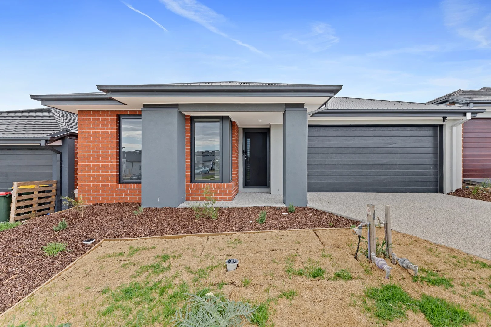 15 Nadeen Road, Mambourin VIC 3024