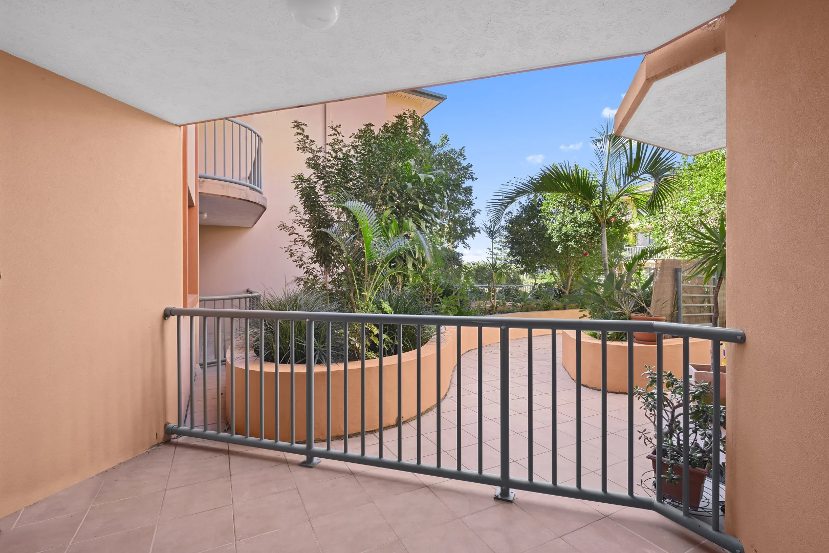Additional image 9 of 4/2340 Gold Coast Highway, Mermaid Beach QLD 4218