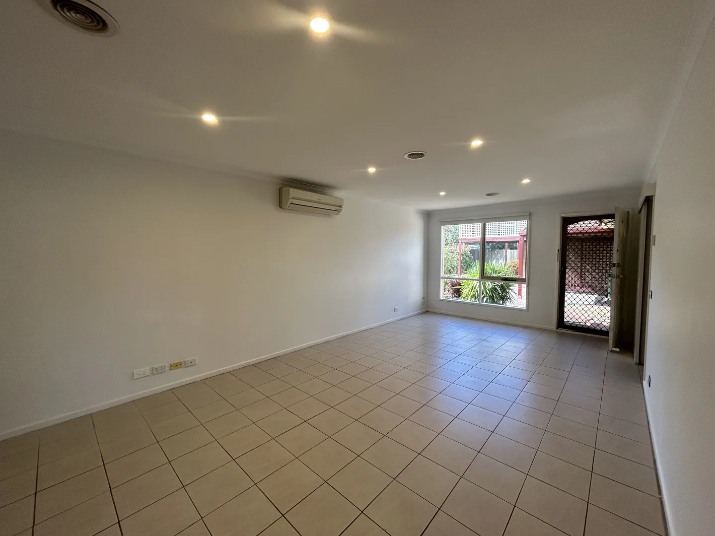 Additional image 8 of 2 Warren Close, Narre Warren VIC 3805