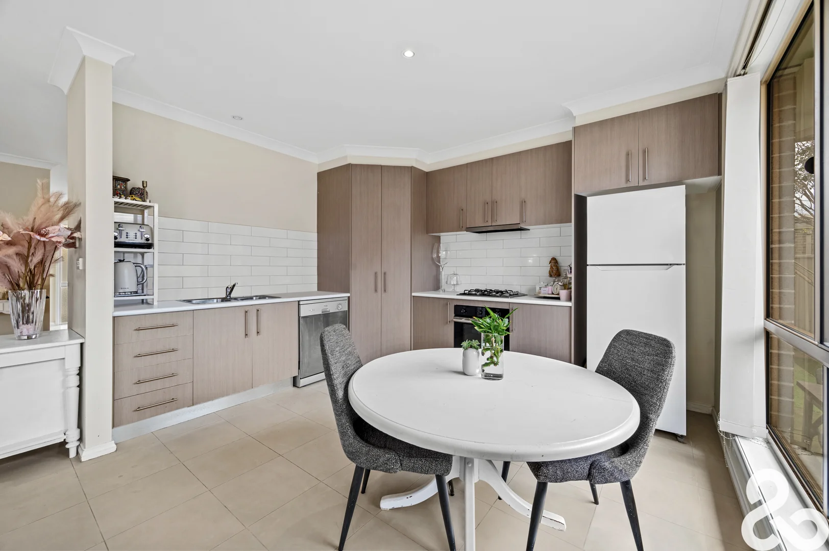 Additional image 3 of 2/17 Simon Court, Epping VIC 3076
