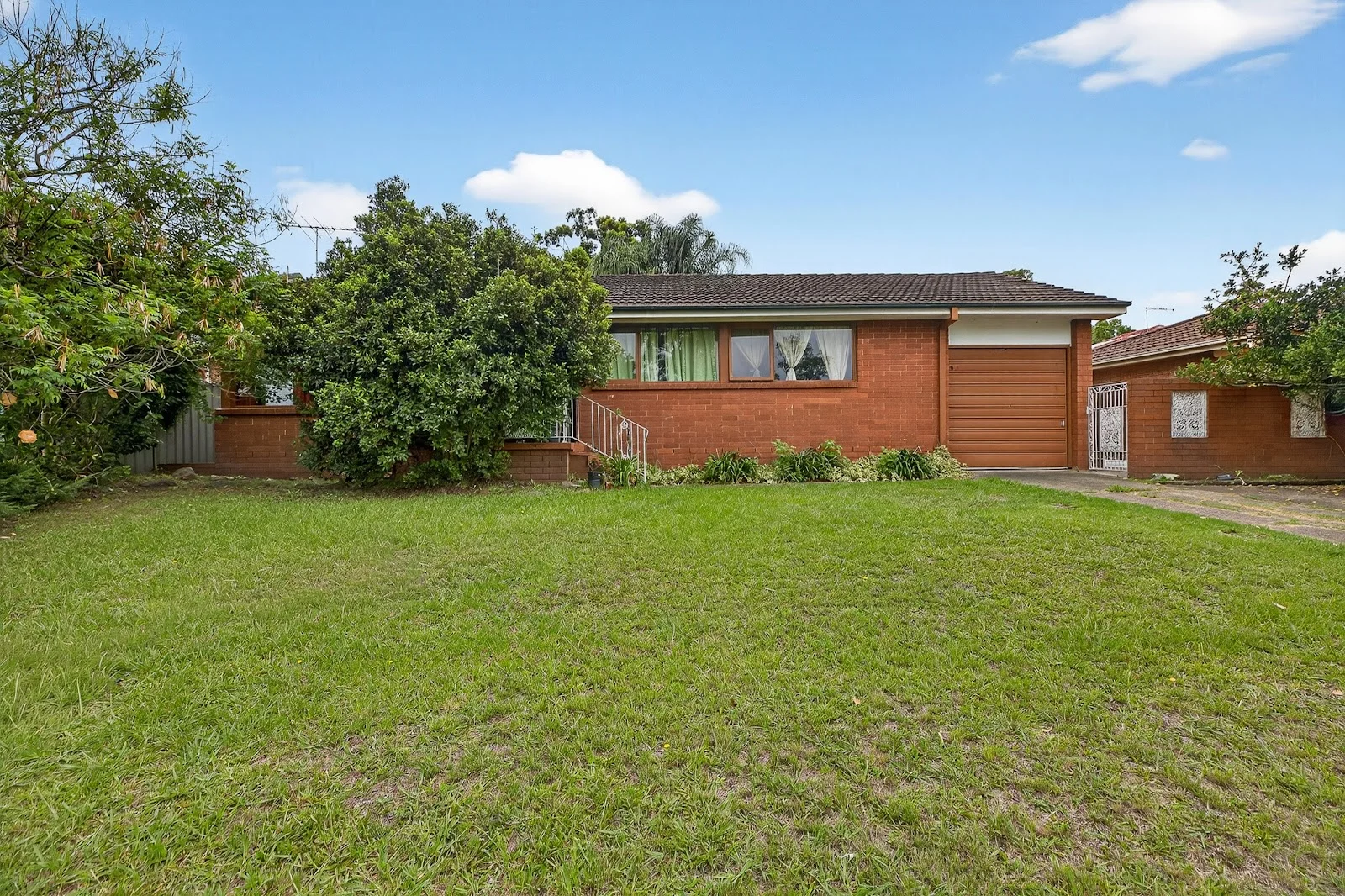 108 Ballantrae Drive, St Andrews NSW 2566