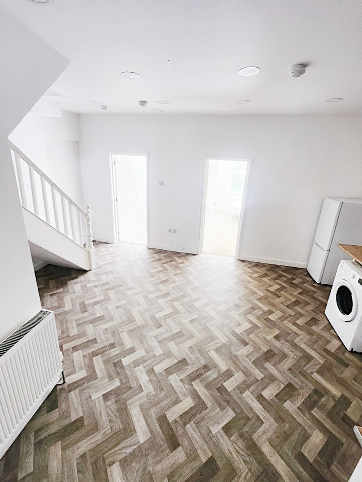 Room in a Shared Flat, Fishponds Road, BS5, N1 7GU photo 2