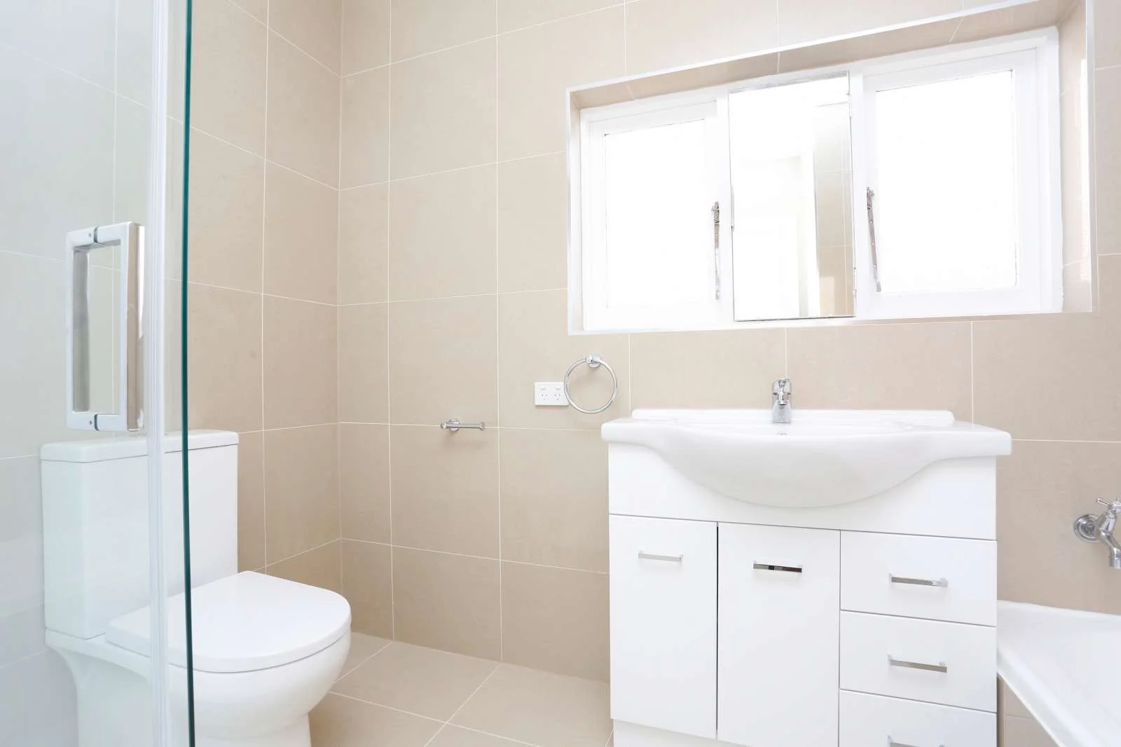 Additional image 3 of 235 Warrigal Road, Burwood VIC 3125