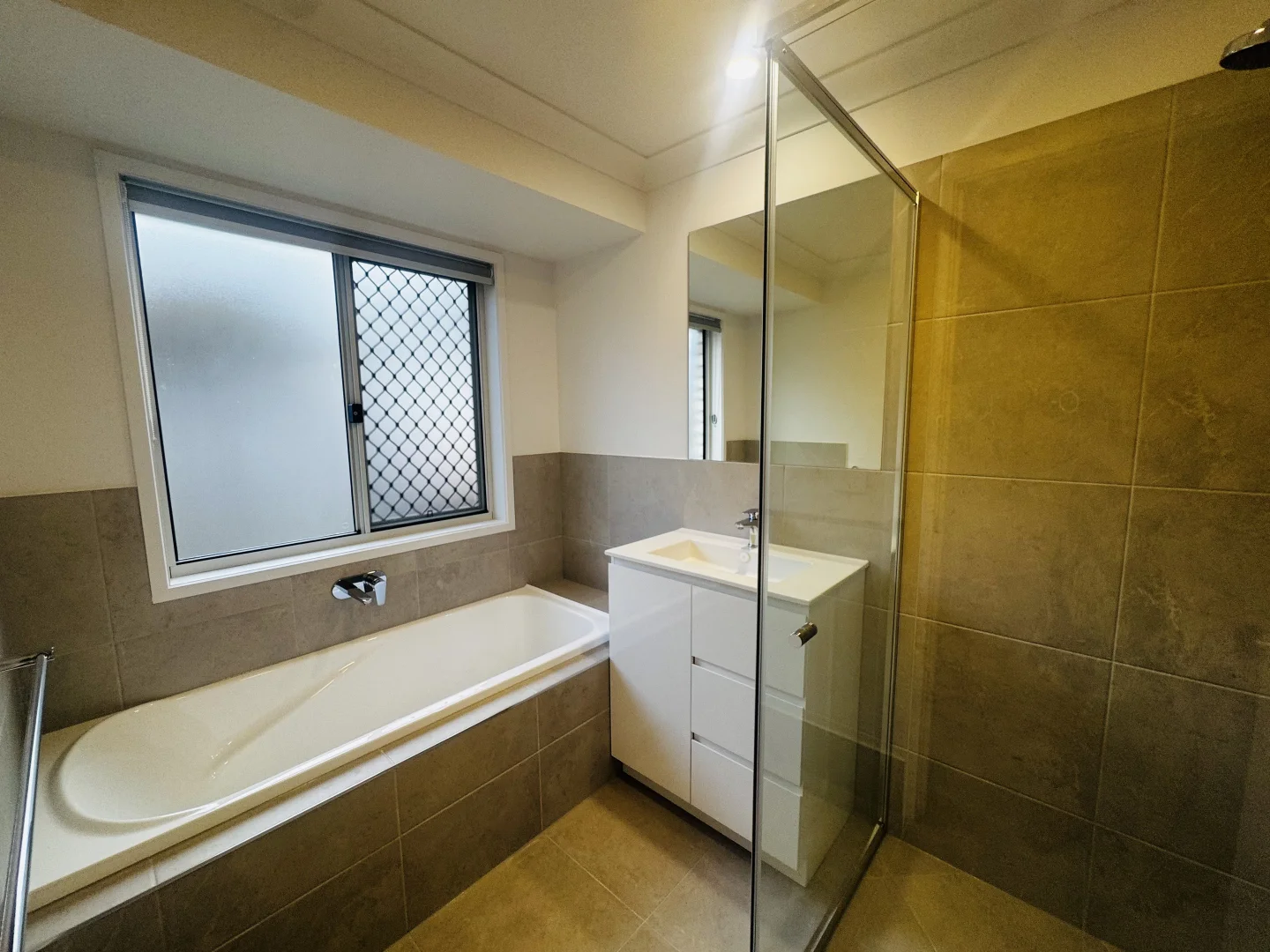 Additional image 10 of 21 Honeymyrtle Court, Mountain Creek QLD 4557
