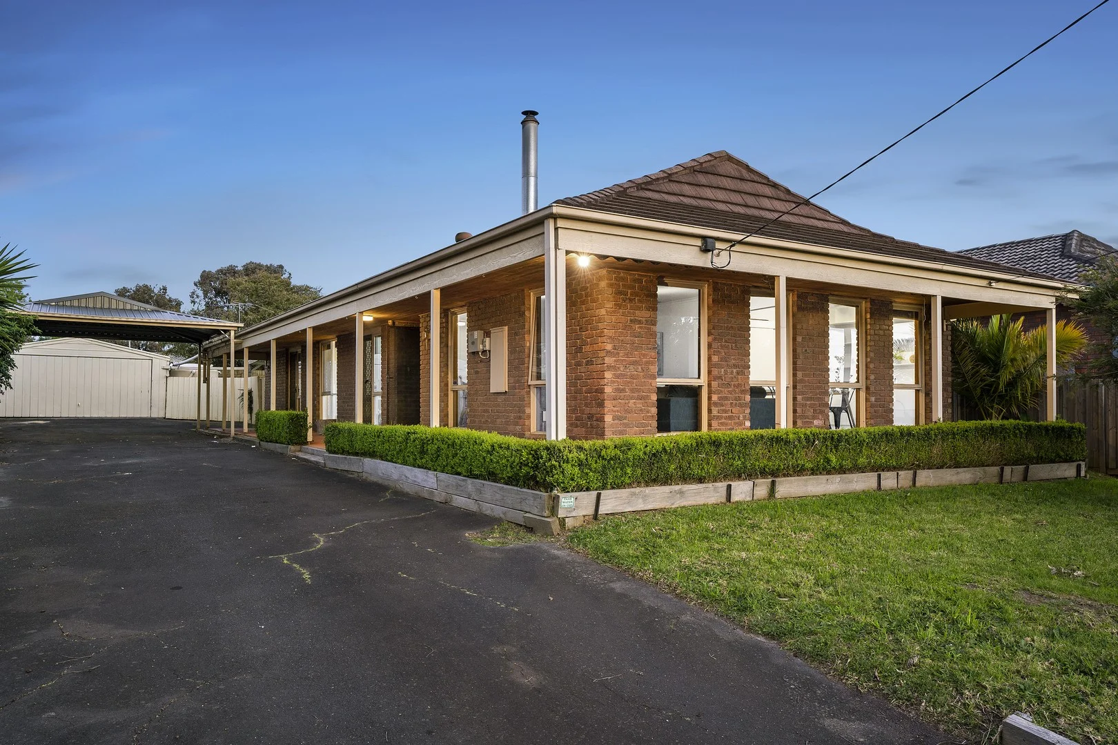 27 Nerissa Street, Ferntree Gully VIC 3156