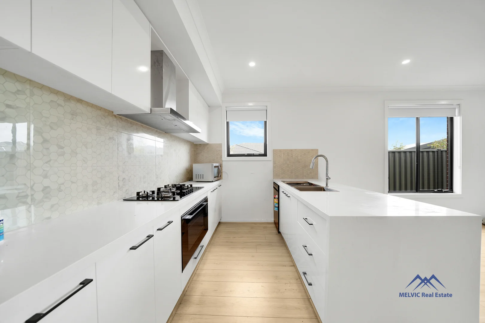 Additional image 4 of 32 Paradoxa Way, Tarneit VIC 3029