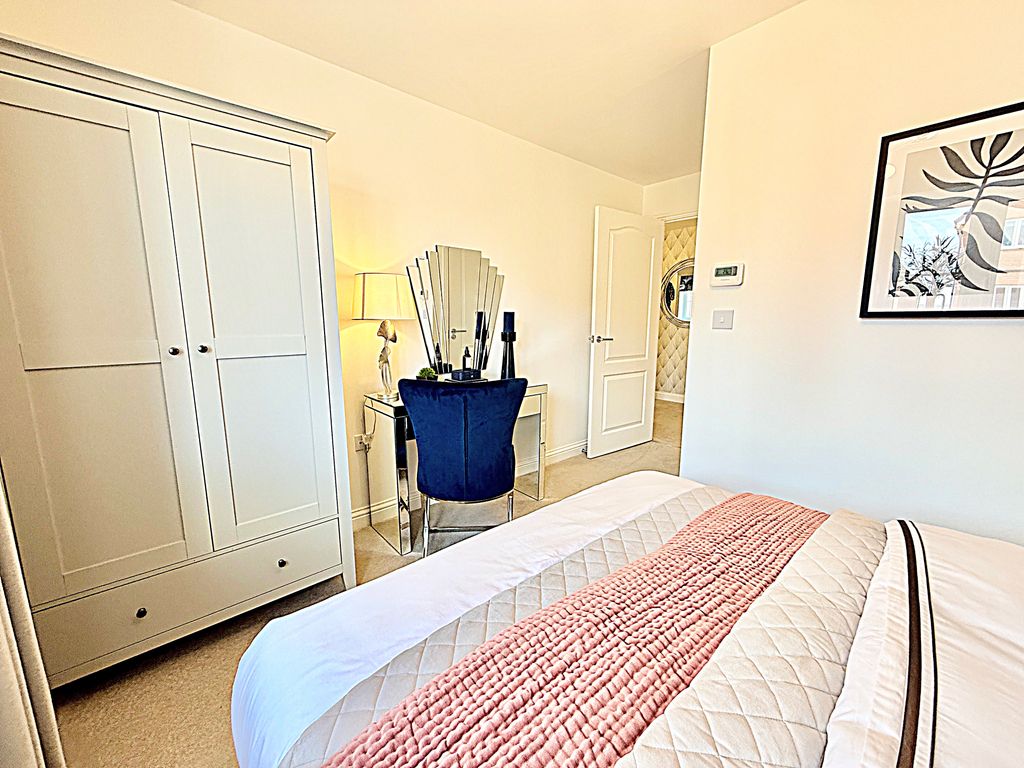 Additional image 3 of 2 bed detached house to rentEmmer Drive, Bedford MK45