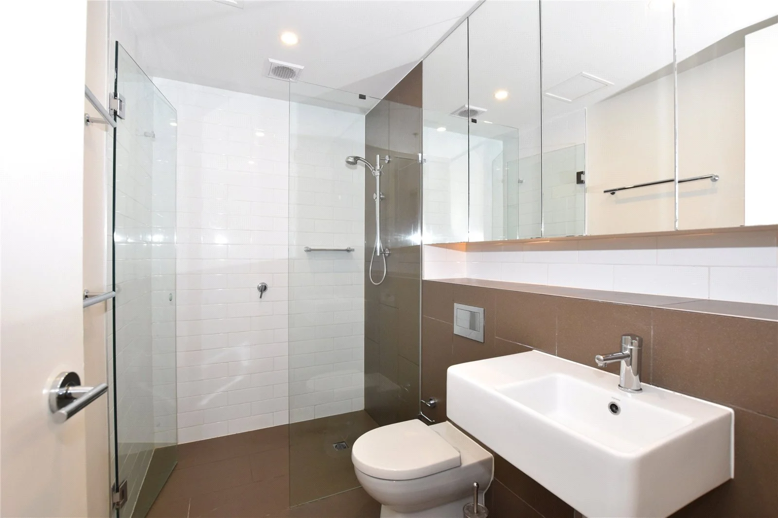 Additional image 4 of 2/28 Ireland Street, West Melbourne VIC 3003