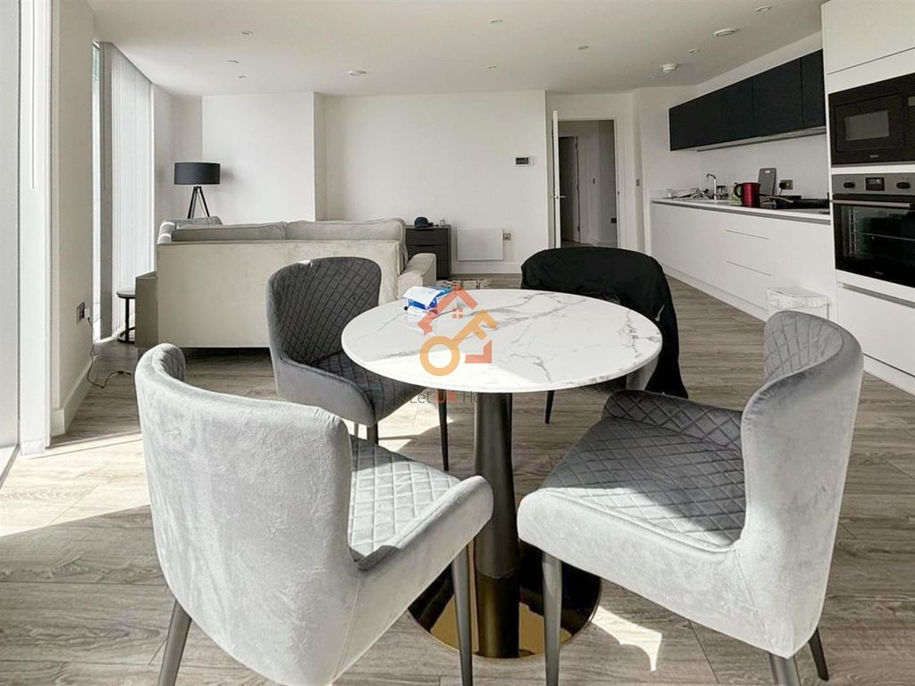 Additional image 3 of 2 bed flat to rent11 Silvercroft Street, Manchester M15