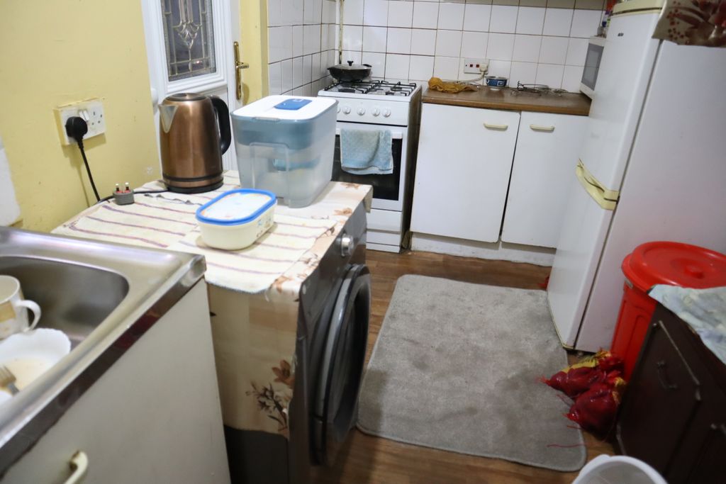 2 bed flat to rentEast Park Road, Leicester LE5