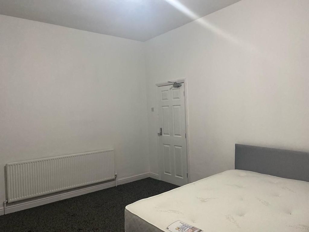 Additional image 14 of 4 bed terraced house to rentGrafton Street, Hull HU5