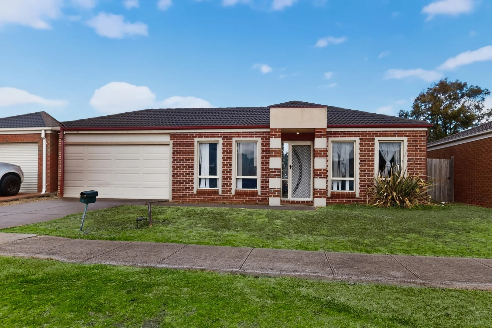 8 Light Fingers Street, Kurunjang VIC 3337