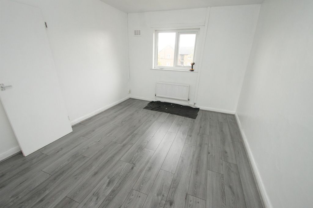 Additional image 7 of 1 bed flat to rentSutton Way, Great Sutton, Ellesmere Port, Cheshire. CH66