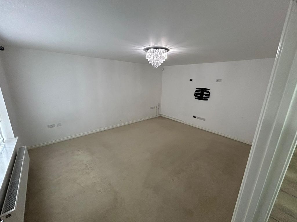 Additional image 4 of 4 bed detached house to rentAshover Croft, Rotherham S60