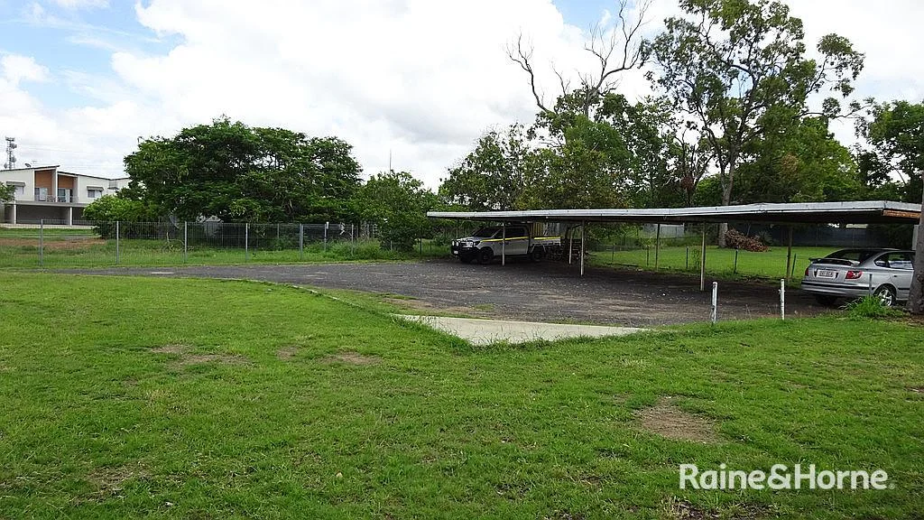Additional image 9 of 5/2-4 Brown Street, Dysart QLD 4745