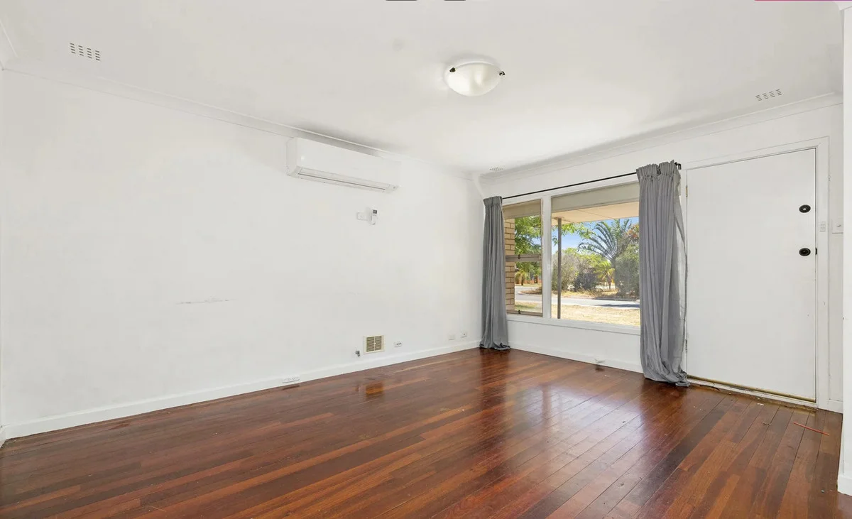 Additional image 3 of 27 Willowmead Way, Kelmscott WA 6111
