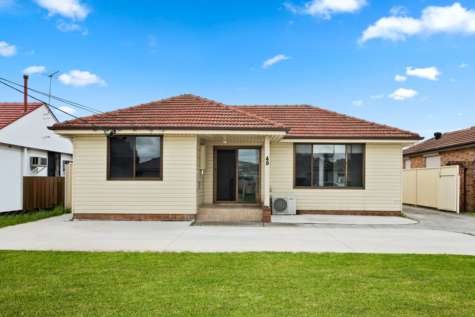 49 Crosby Crescent, Fairfield NSW 2165