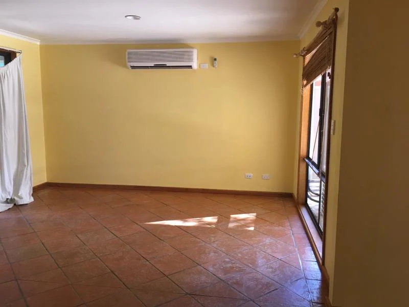 16 Kennebery Crescent, Roxby Downs SA 5725 photo 2