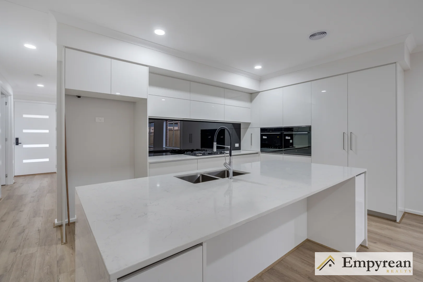 Additional image 2 of 5 Sandon Crescent, Donnybrook VIC 3064