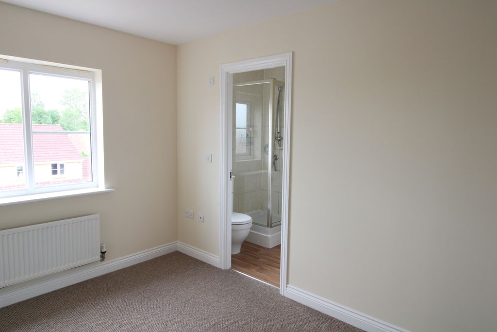 Additional image 9 of 3 bed property to rentChillingham Drove, Bridgwater TA6