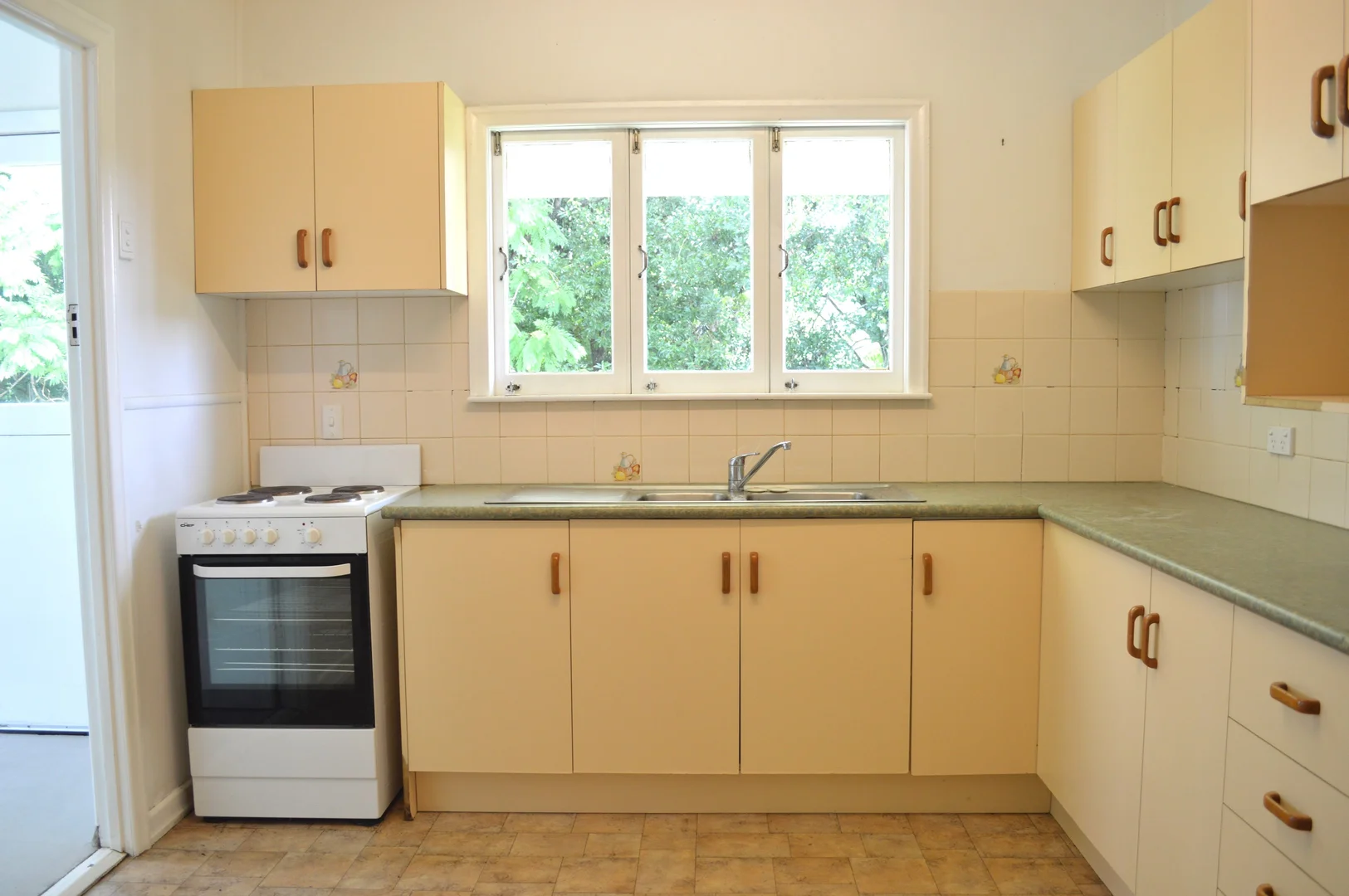 Additional image 5 of 1037 Waterworks Road, The Gap QLD 4061