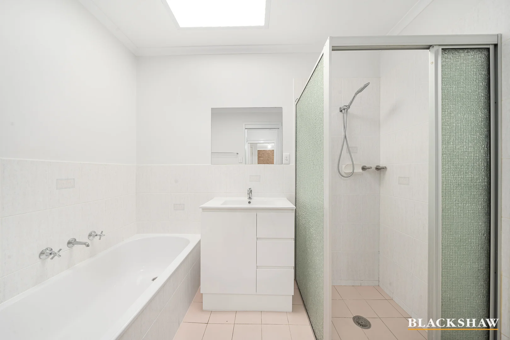 Additional image 12 of 70 Knoke Avenue, Gordon ACT 2906