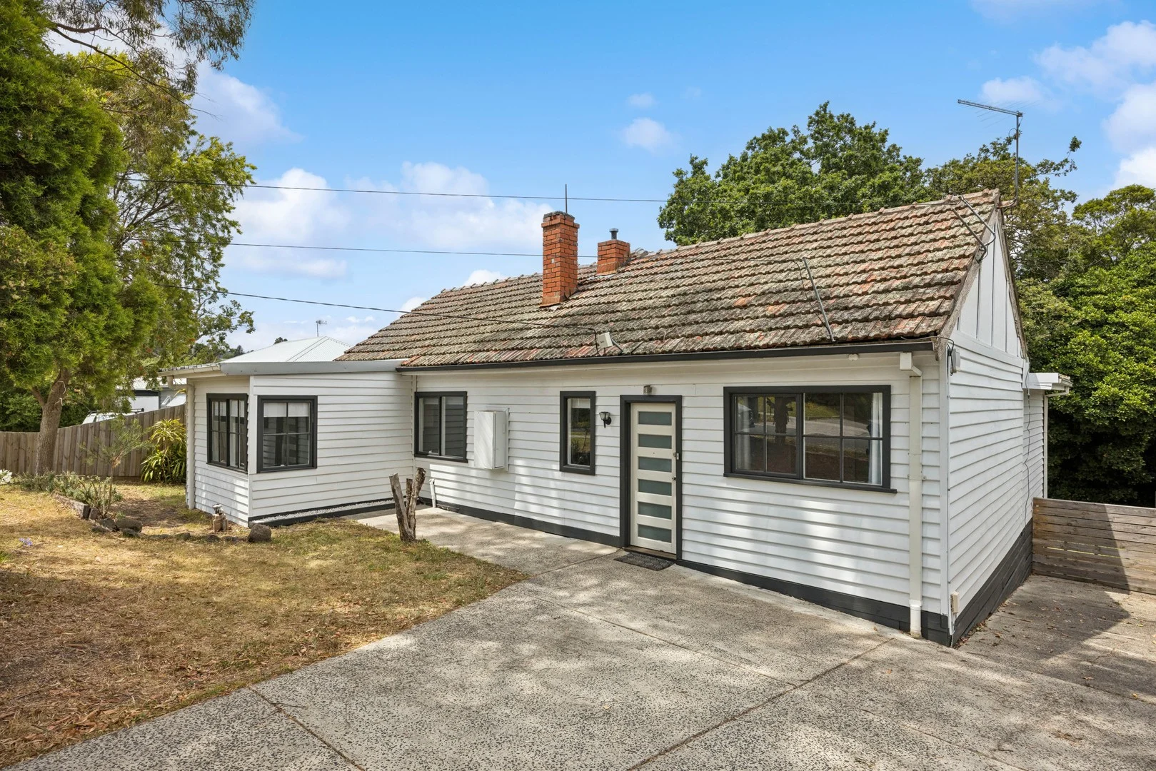 14 George Street, Ferntree Gully VIC 3156