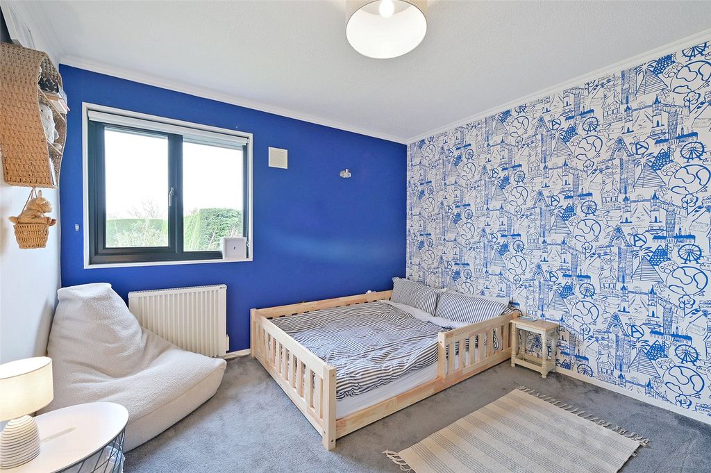 Additional image 11 of 5 bed detached house to rentStation Road, Nailsea, Bristol, Somerset BS48