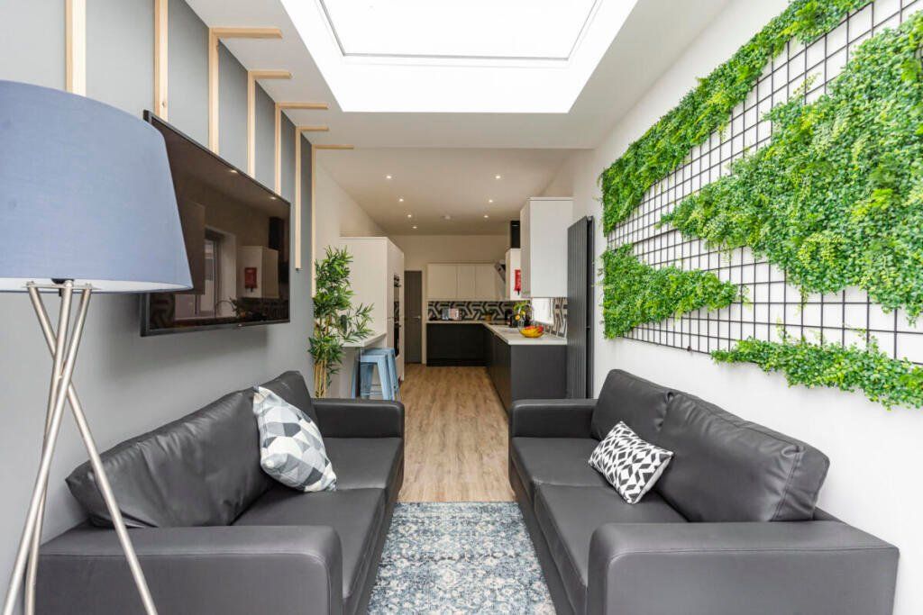 Additional image 3 of 7 bed shared accommodation to rentMontgomerie Road, Southsea, Hampshire PO5