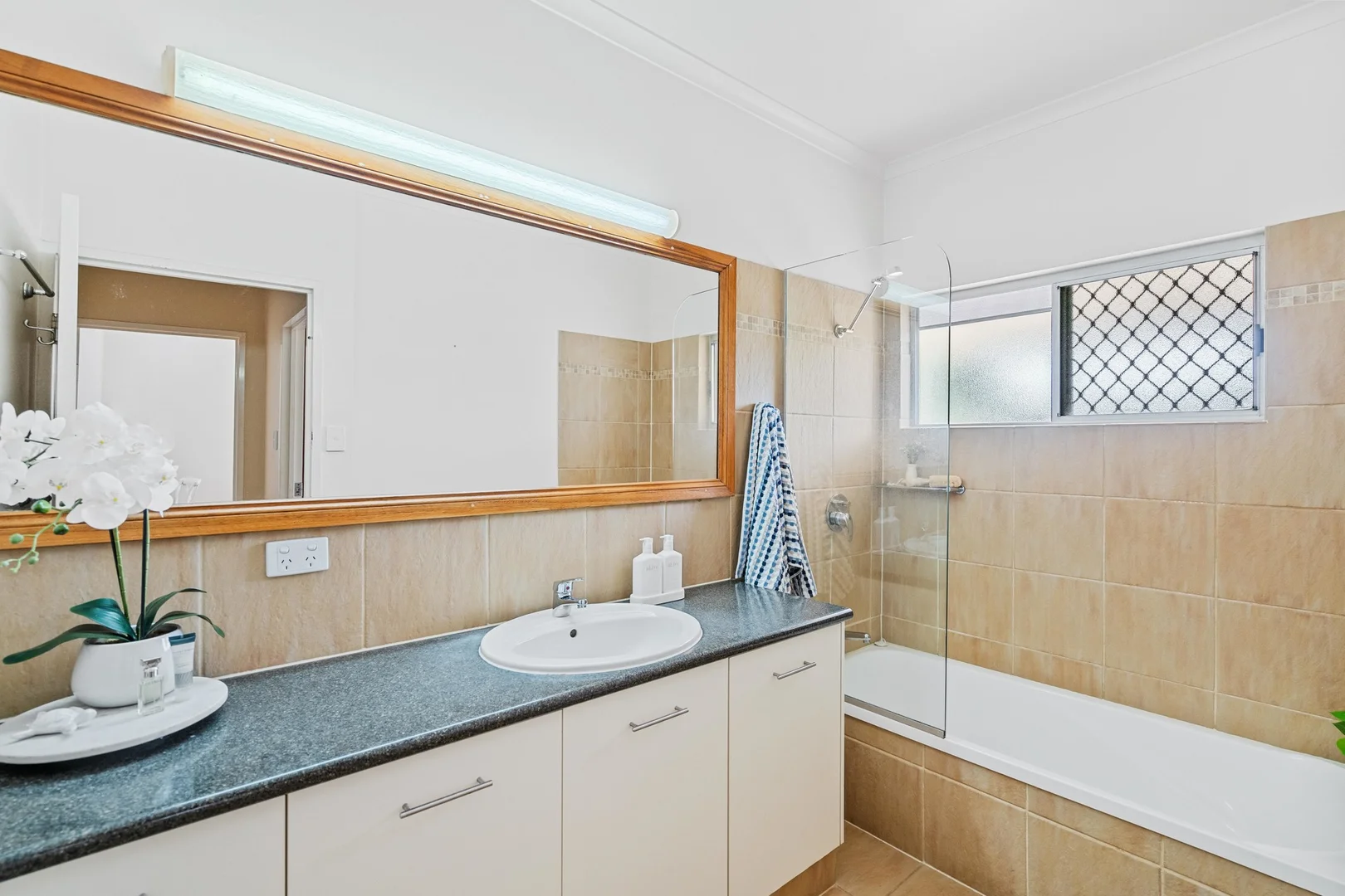 Additional image 10 of 7 Harrison Close, Kanimbla QLD 4870