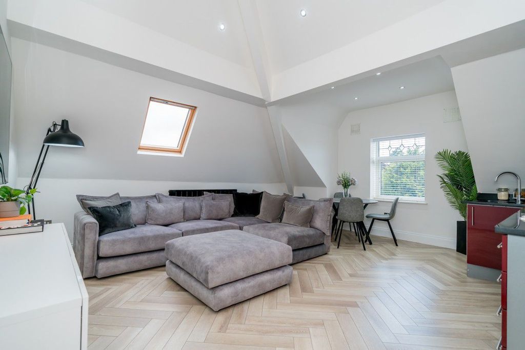 Additional image 4 of 2 bed penthouse to rentGolf Open 2026 - Lulworth Road, Birkdale PR8