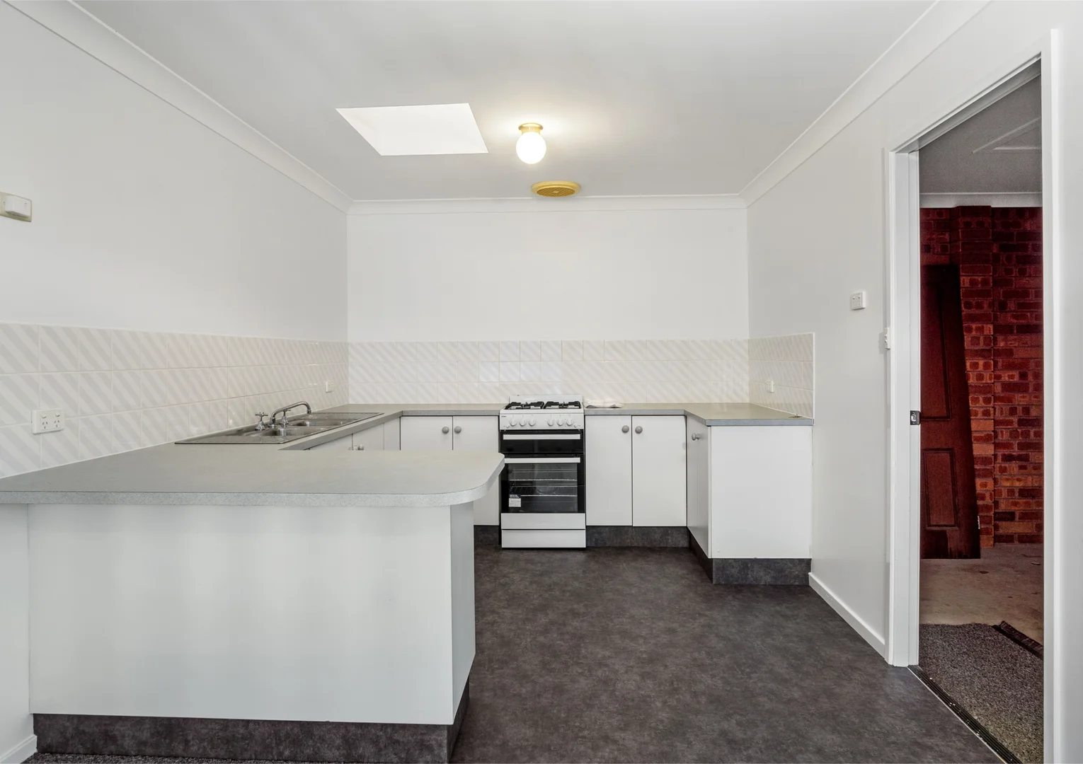 Additional image 5 of 1/21 Monarch Crescent, Valentine NSW 2280