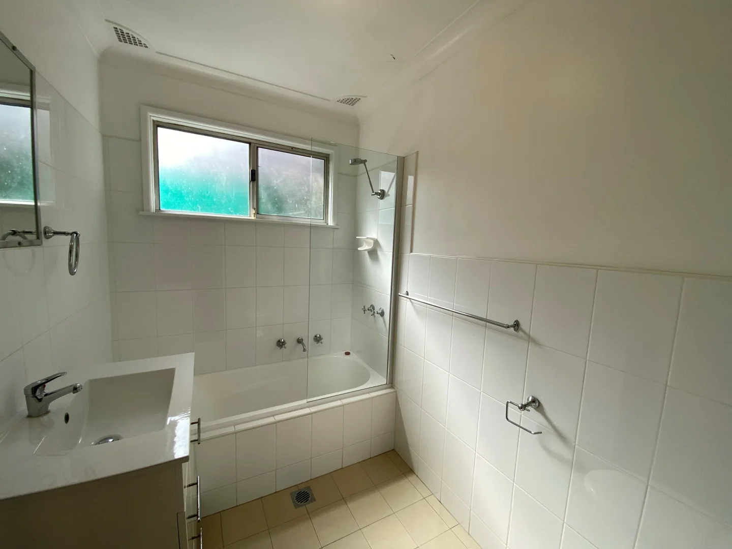 Additional image 8 of 17 Pindarri Avenue, Berkeley Vale NSW 2261
