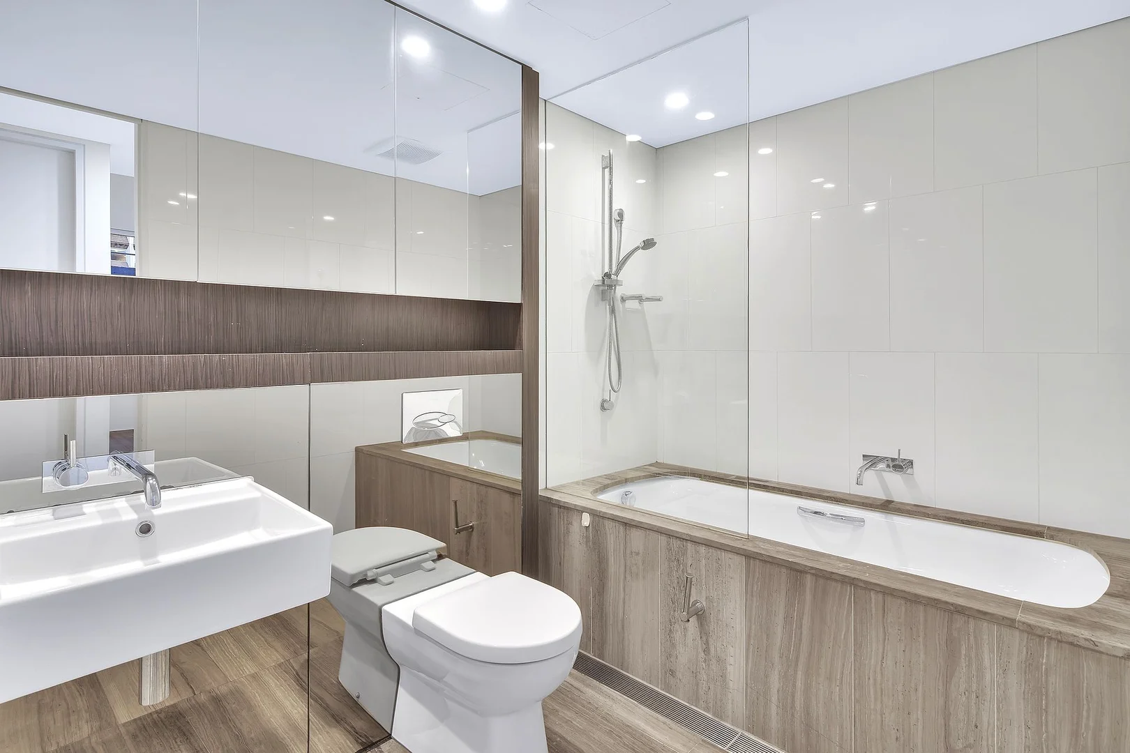 Additional image 3 of 401/150 Walker Street, North Sydney NSW 2060